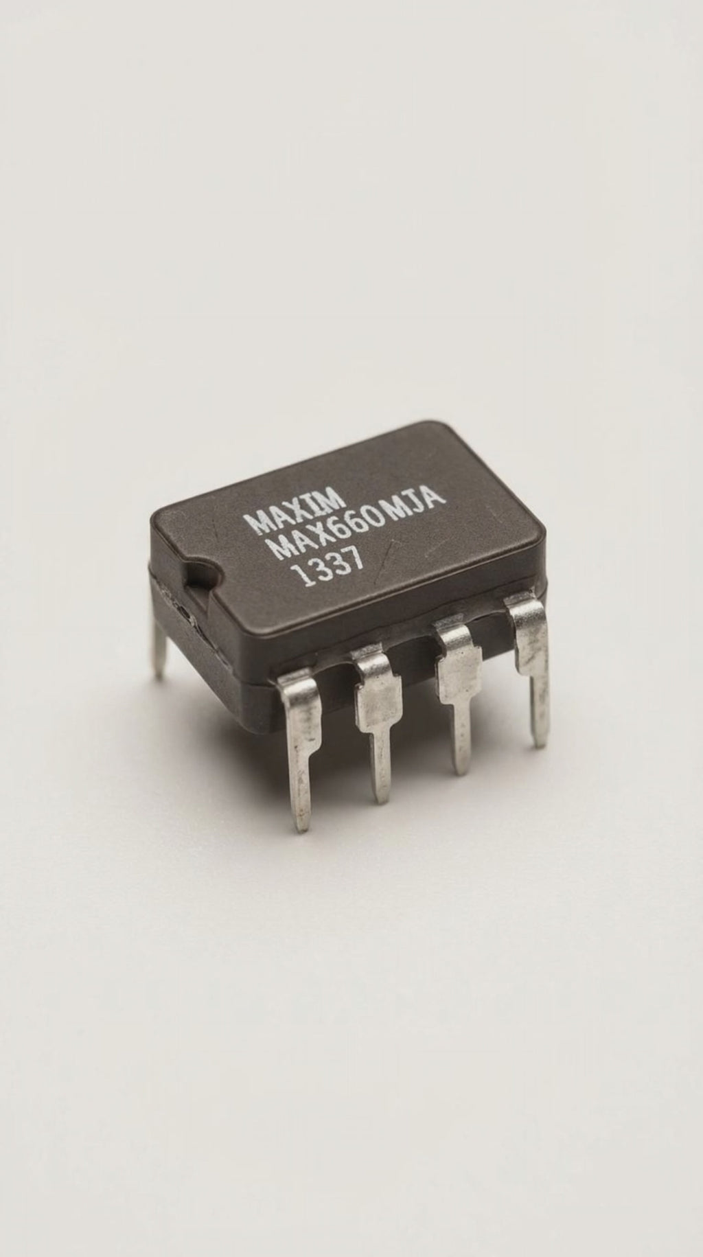 MAX660MJA by Analog Devices